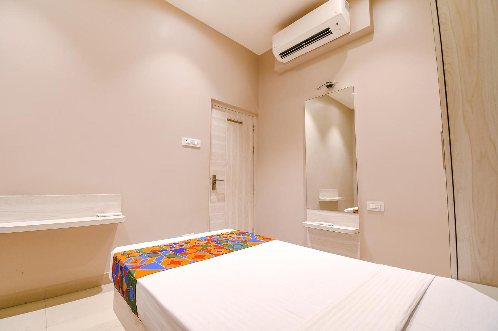 Fabhotel Kitchen Q Inn - Belaghata Kalkutta Kültér fotó